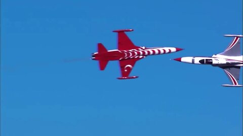 (They are Turkish Stars) / Onlar Türk Yıldızları