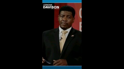 Jerone Davison Stands With Trump During Hos Debate