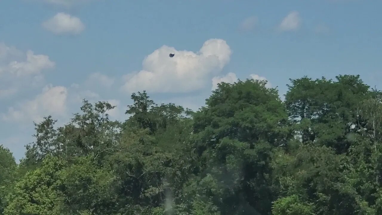 GOODYEAR BLIMP CRUISES OVER I 71 MILE 35 KENTUCKY USA