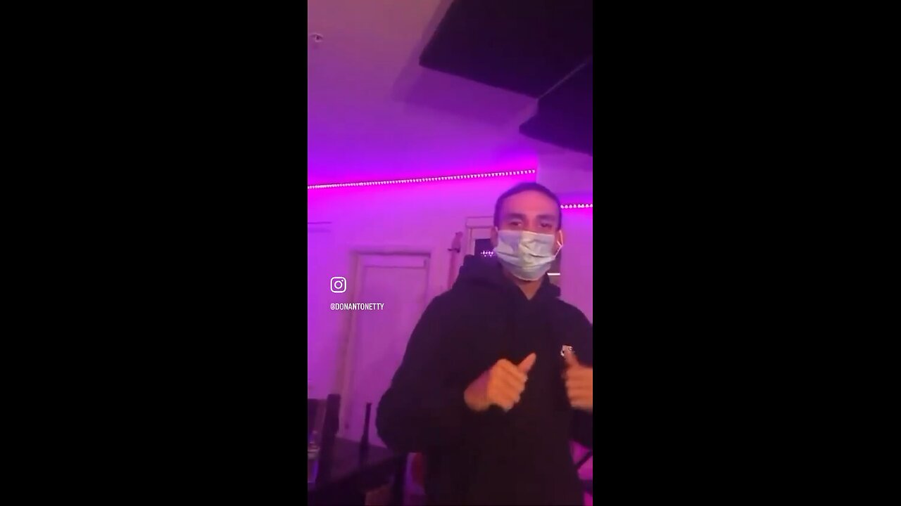 Antonetty ( making the song , “ Antonetty - mascara “ )