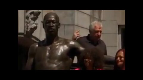 1400lbs of BS In A 700lb Statue