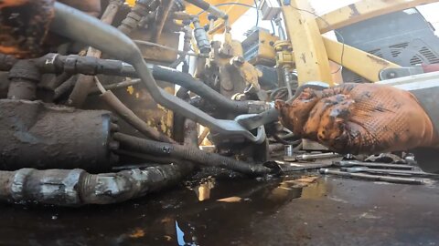 Cat D4d hydraulic control valve swap.