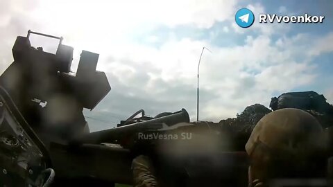 🇷🇺🇺🇦⚡️Raw footage of Russians engaging Ukrainian units with the fire support of a BTR-82A armored