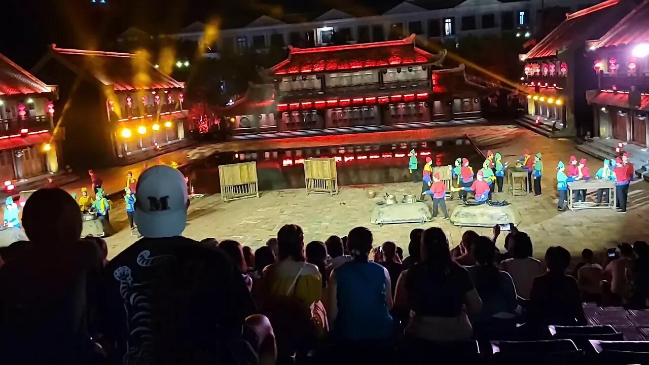 BILLIONAIRE ISLAND IN VIETNAM! NO TTS