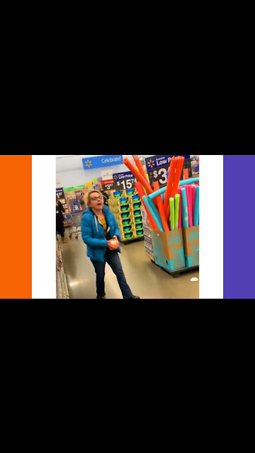 Lady At Walmart Throwing Inventory And Screaming BLM