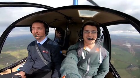 Helicopter tour over Warwickshire, England, with HeliAir.