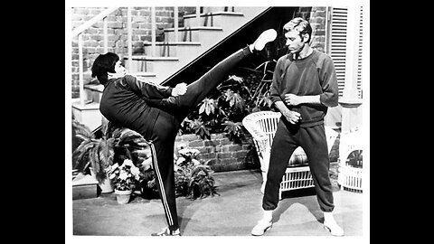 Cross kick Studio Films Bruce Lee Long Street