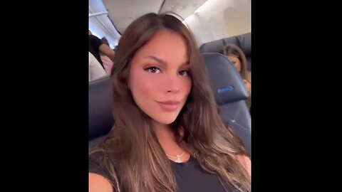 This Babe Is The Epitome Of A Serial Tinder Catfisher