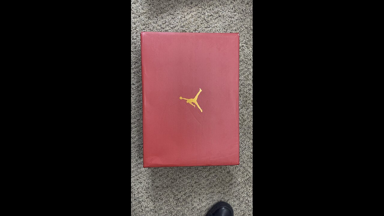 There is a pair amazing air Jordan 4 shoes inside the box