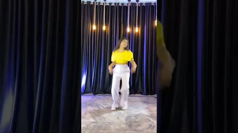 yeh Dil aashiqana song girl video dance Instagram trending#short #dancevideo #dancemusic #dance