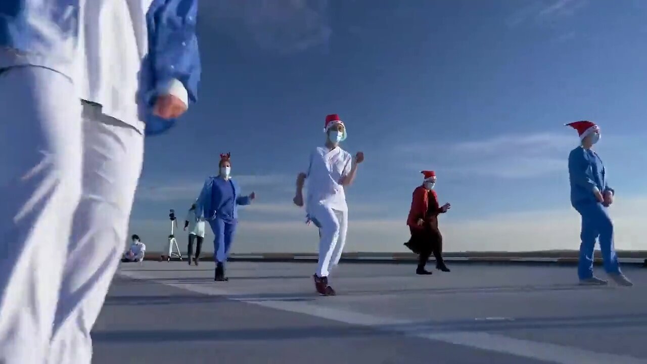 Enfermeras Tik Tok 2020 (Univertsitätsklinikum Schleswig-Holstein) (Hospital alemán) (2020)