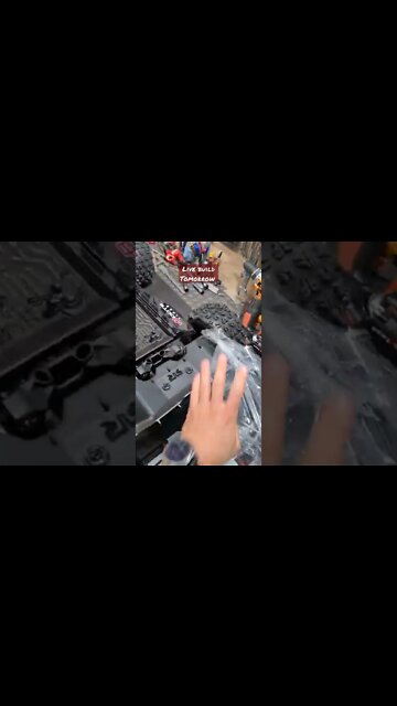 arrma kraton 8s live build tomorrow