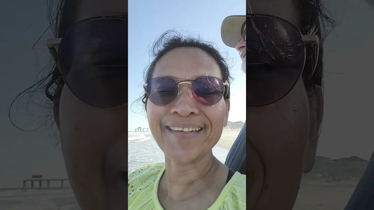 Walking At The Beach ⛱️ 😎 😍. Surfside Beach, SC,USA.