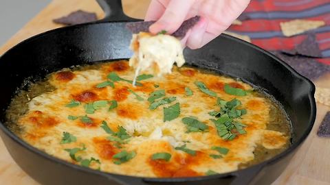 Tomatillo Queso Dip Recipe