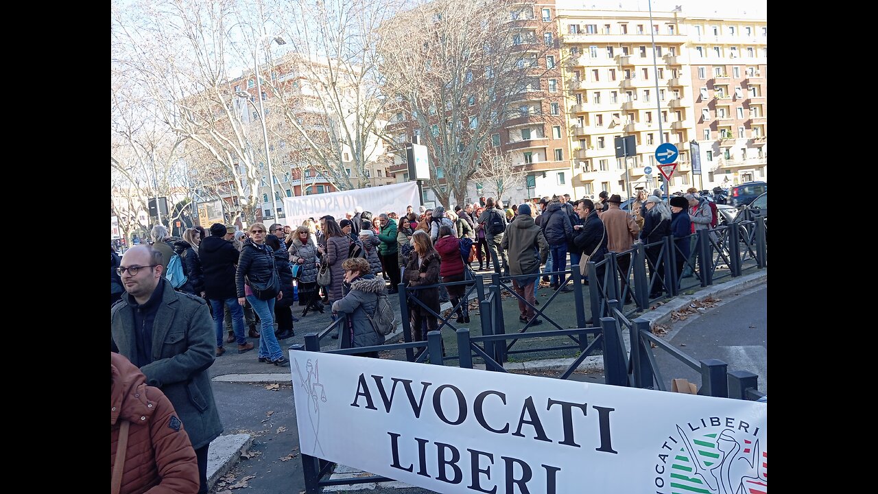 L'Avv Roberto Martina di ALI alla 1' Manifestazione del Comitato Ascoltami a Roma