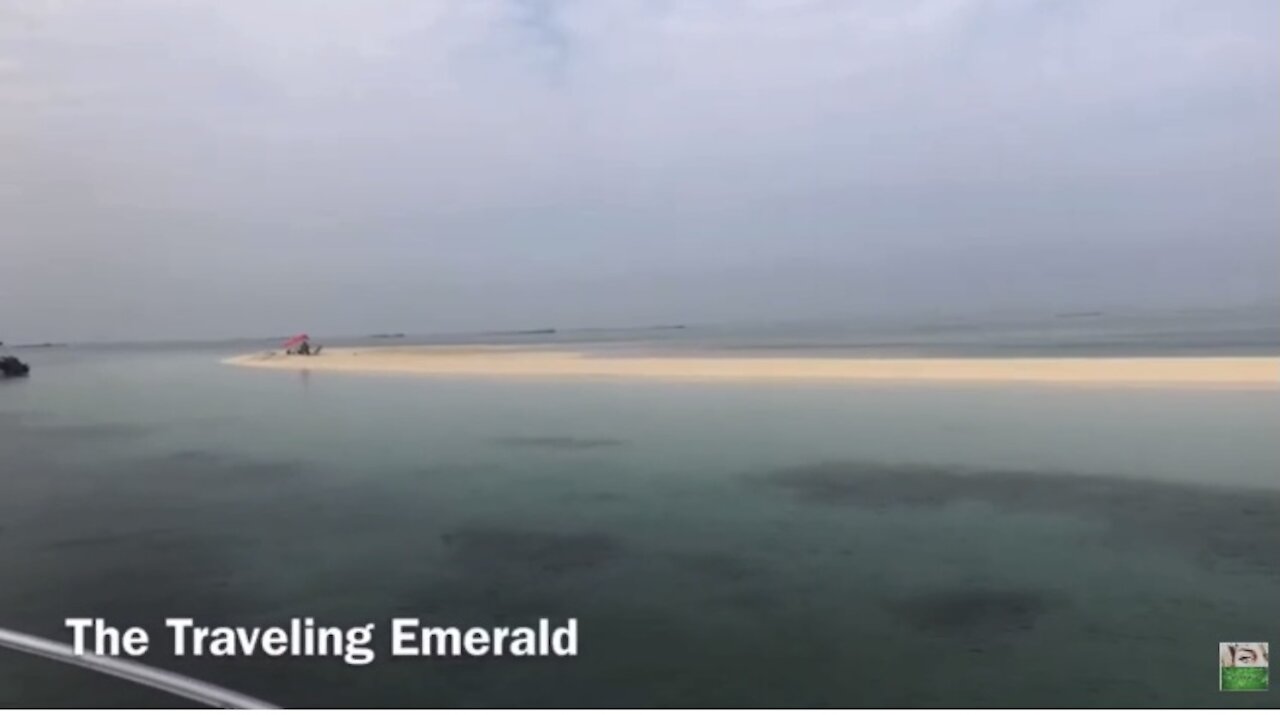 Amazing Sandbar Island Middle East (Jarada Island in January, Bahrain)