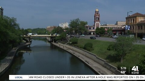 Neighbors reflect on 100 years of the Country Club Plaza