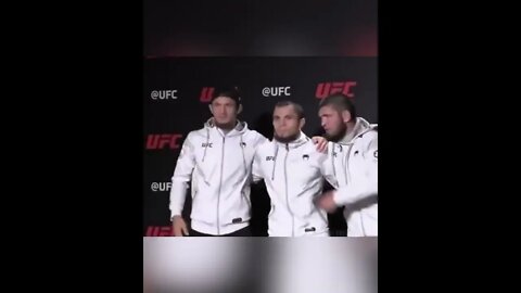 Khabib Nurmagomedov tells Ali to get out of the family photo