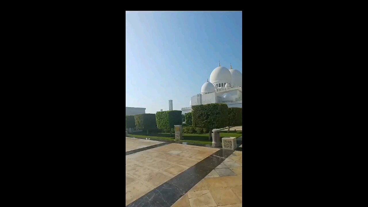 Beautiful Masjid In Abu Dhabi #Allah #quran #Islam #fyp #rumble