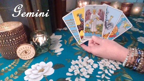 Gemini August 2022 ❤️ The More You Resist, The More THEY WANT YOU!! HIDDEN TRUTH! Tarot Reading