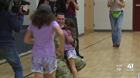 Olathe soldier surprises daughters after 11-month deployment