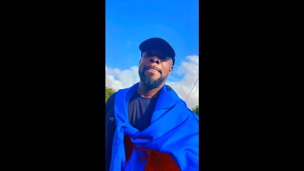 Kwame Oboadie farts at morning exercise