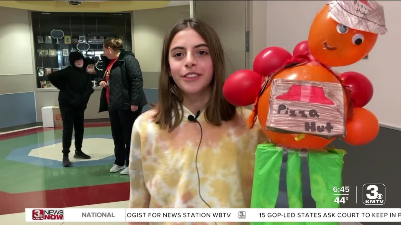 Papillion 5th graders create Thanksgiving parade balloons