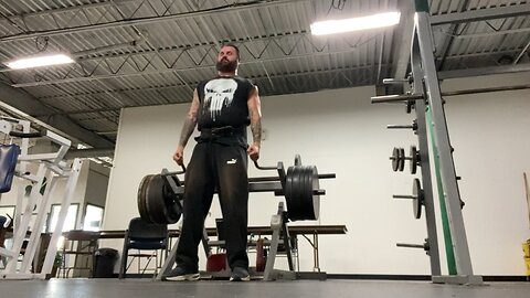 800 pounds PR on the Hammer strength deadlift!