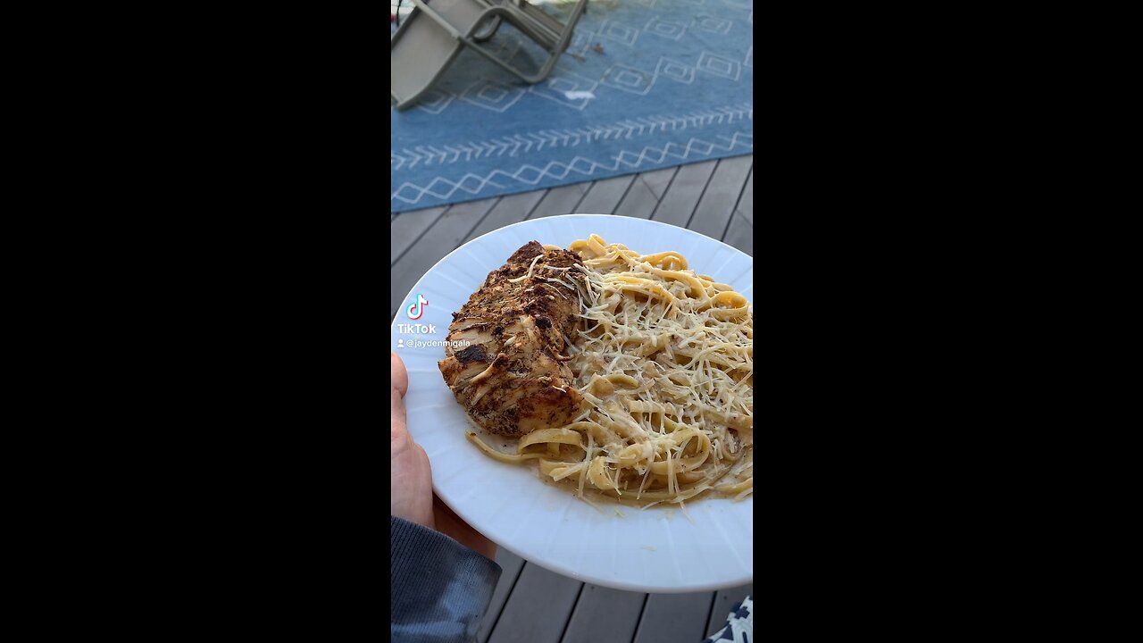 Chicken Alfredo