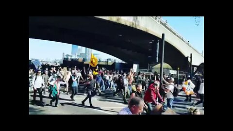 Khalistan Sikh Flag Of Freedom Leads 500,000 Strong Protest Against Globalist Tyranny In London