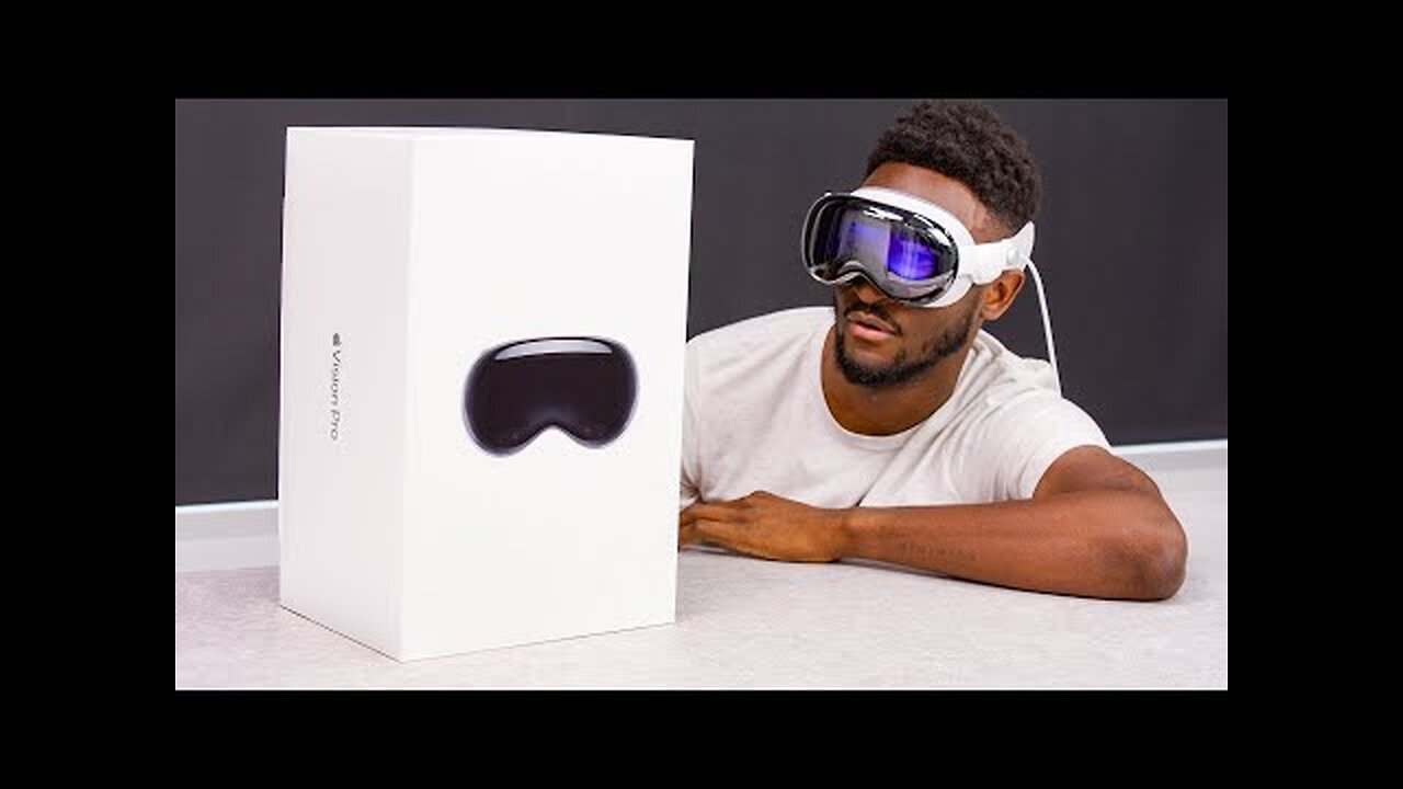 Apple Vision Pro Unboxing!