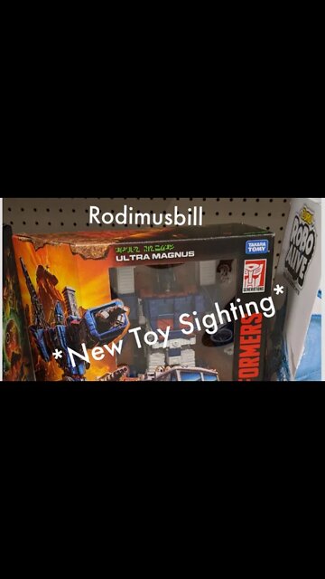 Kingdom Leader Class Ultra Magnus *Rodimusbill New Toy Sighting* (Wave 2) #shorts