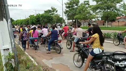 Últimas Homenagens a Jovem Raquel Vidal, Morta em Show de Gabriel Gava Vítima de Feminicídio