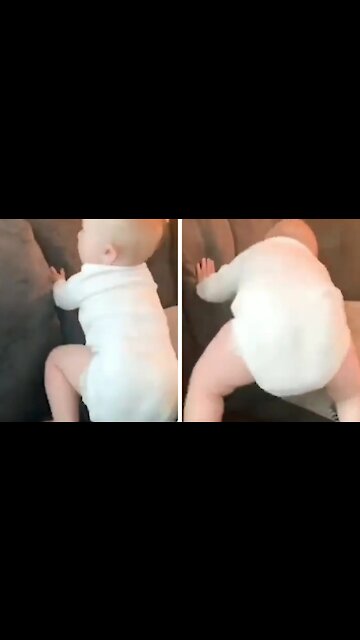 Baby Shows How Know To Wiggle At Dance