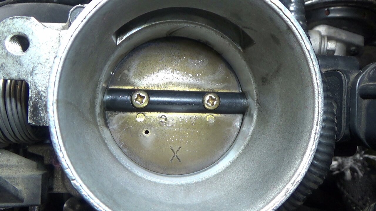 Throttle body cleaning (2001-2008 Ford Escape - 3.0L 6-cylinder engine)