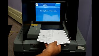 Poll worker in Maricopa County confirms "nothing's working" for the last half hour.