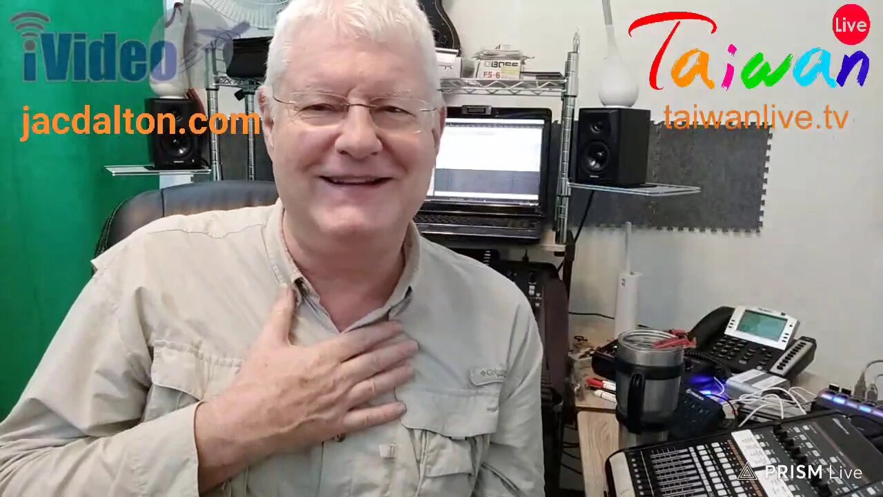 Tonight on TaiwanLiveTV, MJ makes a total ass of himself by embarrassing linda_4a. Very sorry Linda!