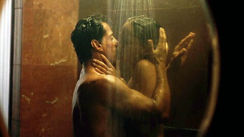 Sharon Stone and Sylvester Stallone kiss scene