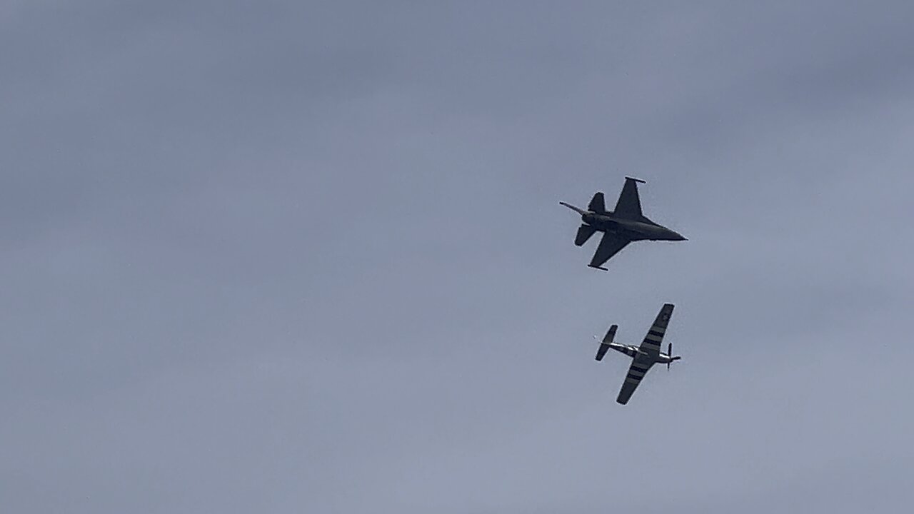 CNE Toronto Air Show 26. Old & New