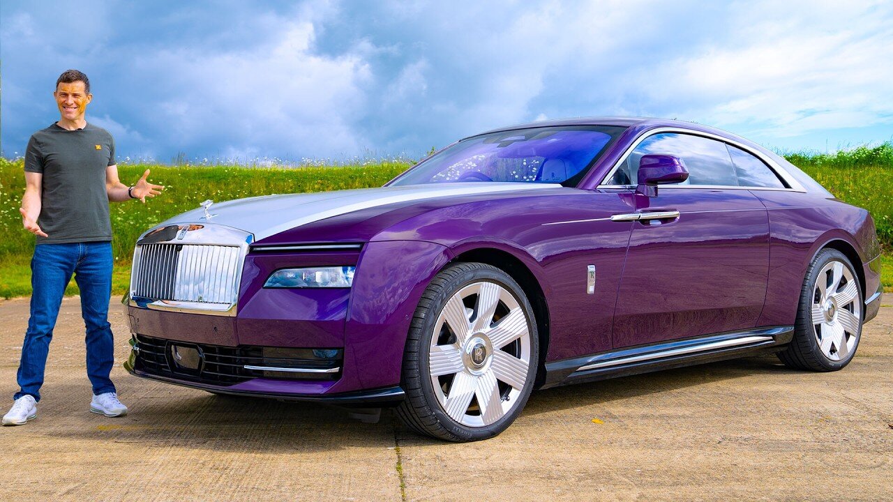 Rolls-Royce Spectre - INSANE Luxury!