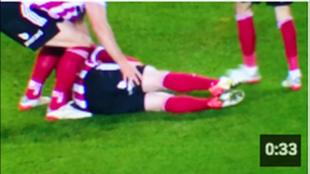 John Fleck Sheffield United Player collapses mid-game