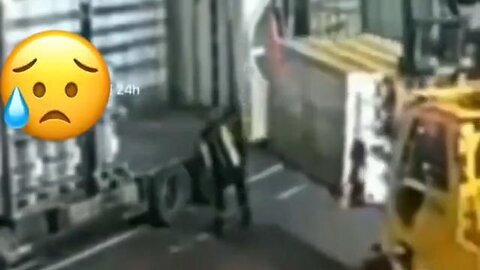 Man SQUISHED By a Forklift....Be Safe at Work!