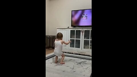 Lol lol child funny dance must watch it