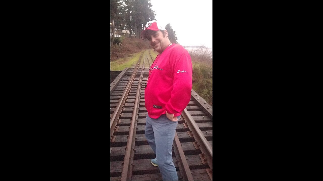 Train Bridges of Vancouver Island: Volume 1