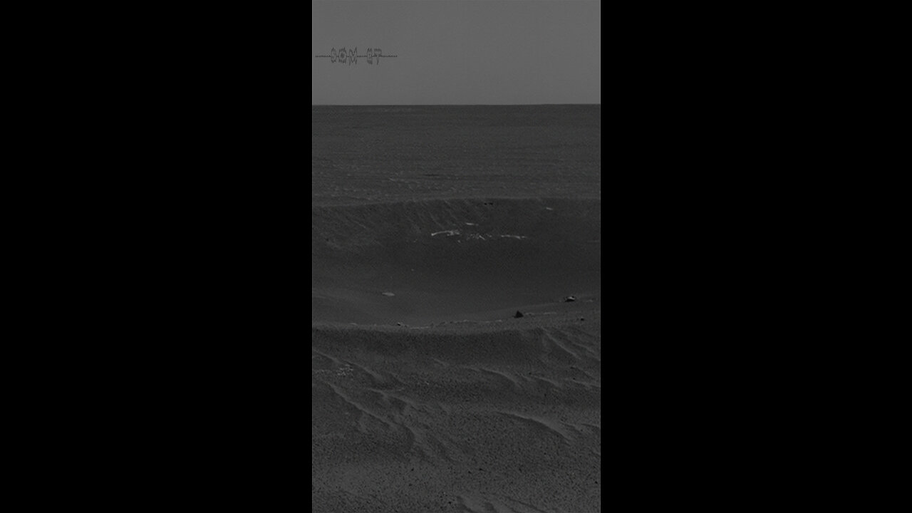 Som ET - 52 - Mars - Opportunity Sols 2410 - Yankee Clipper' Crater on Mars (Left Eye)