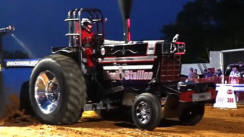 Hot Farm Tractors Williams Grove PA Pull-Off Productions