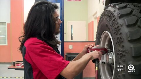 Automotive academy at Seminole Ridge High School puts students on fast track toward careers