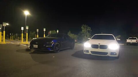 BMW VS MUSTANG GT