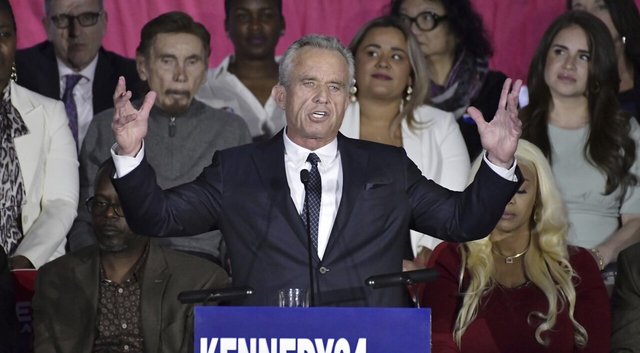 'Dystopian Nightmare': RFK Jr. Calls Biden Border Crisis 'Unsustainable,' Vows to Secure the Border