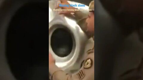 Kissing black stone erases sins